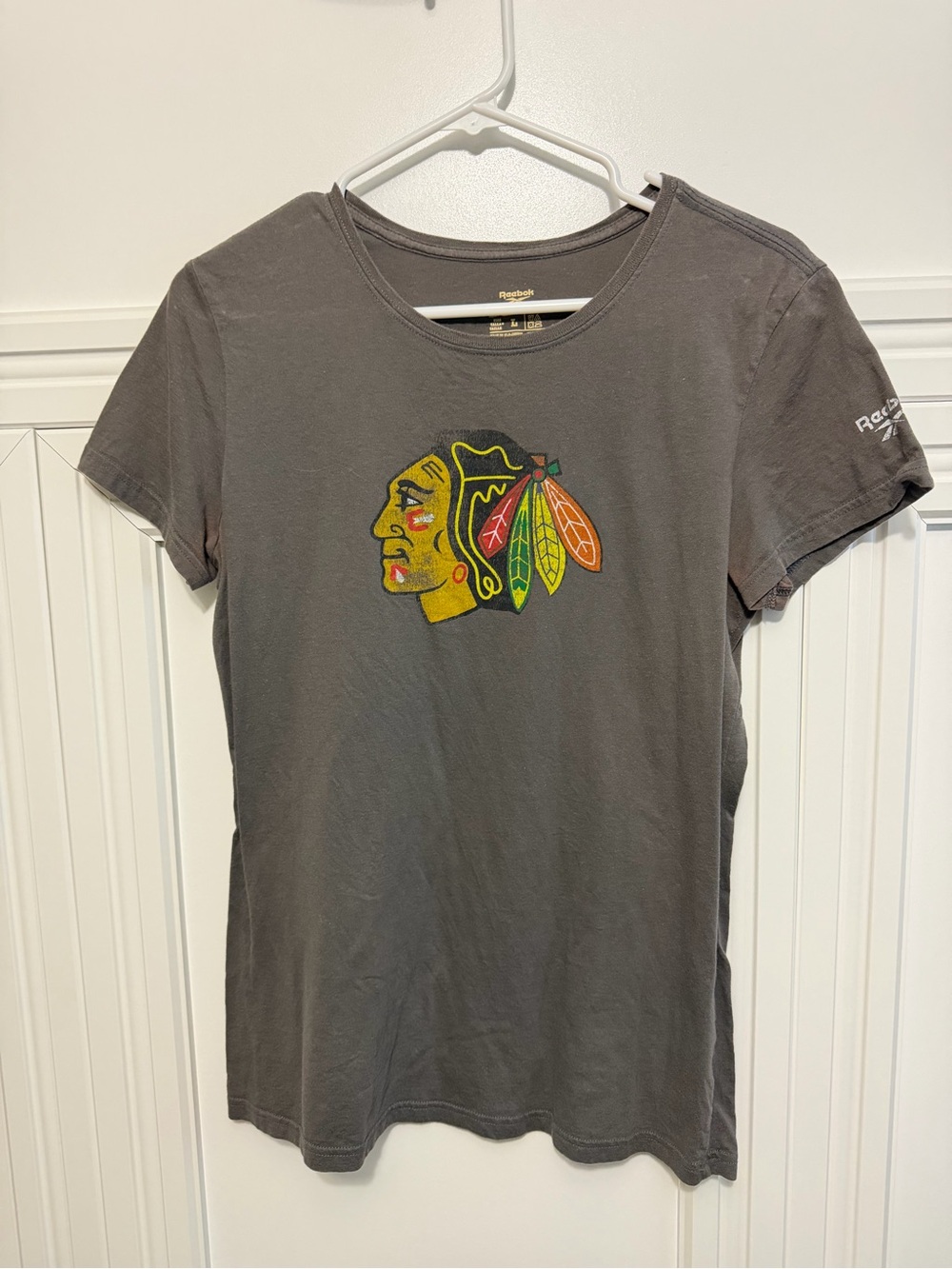Reebok Gray Tee with Multicolor Chicago Logo